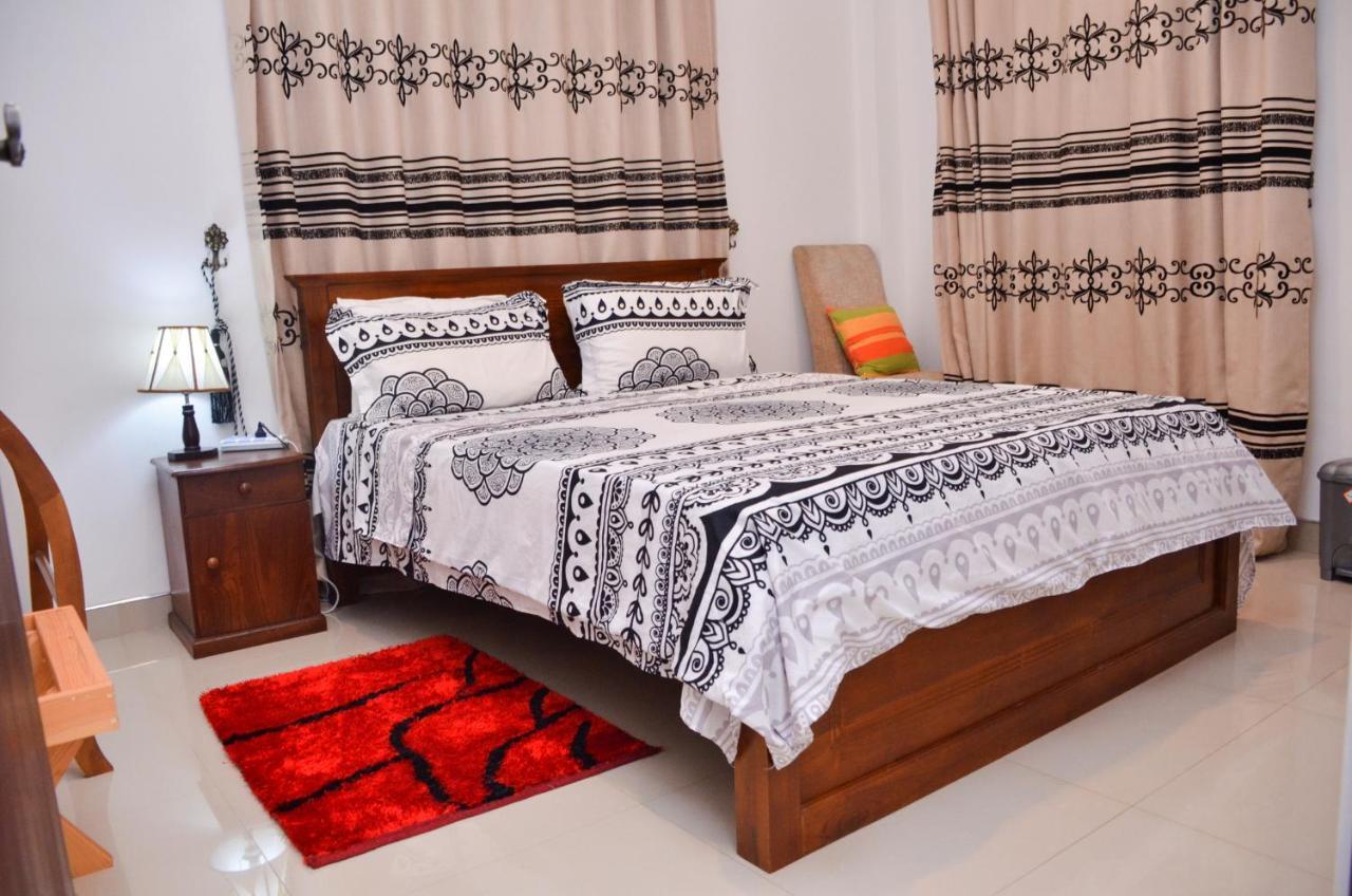 Bed and Breakfast Angel Tower Канді Екстер'єр фото